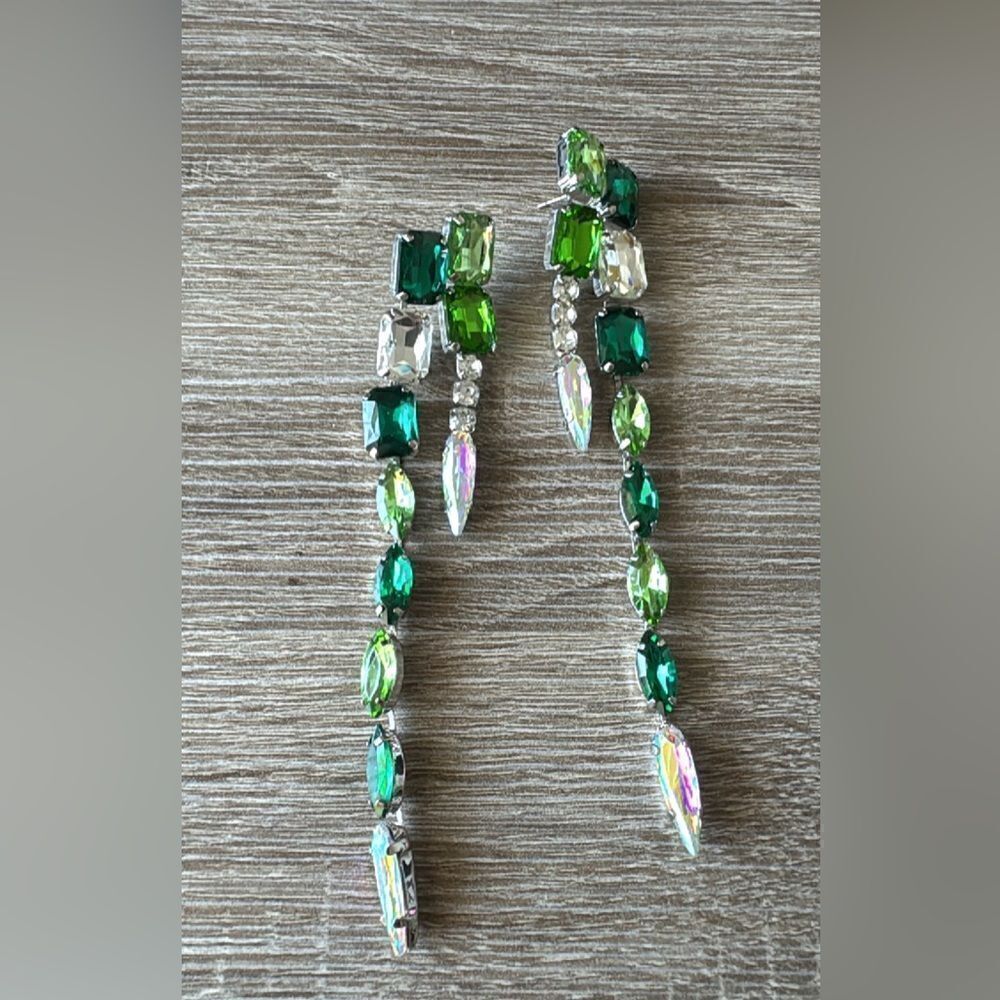 Statement Drop Greenearringsa393 - image 3